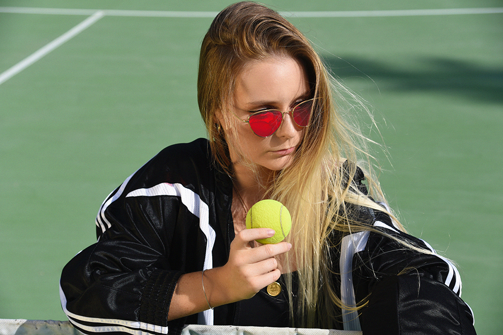 jeune-femme-tennis-1020x680 Consommer local